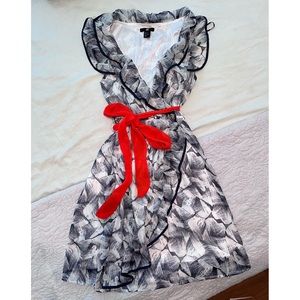 Vintage HM ruffle trim mini dress 4